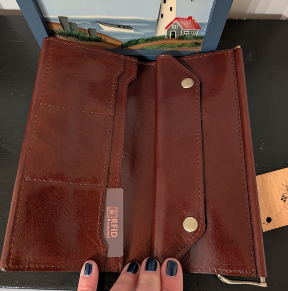 Patricia Nash Loxley Wallet. NWT. - Picture 6 of 8